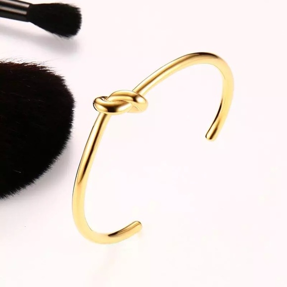 Stainless steel trendy round bracelet - Picture 5 of 6